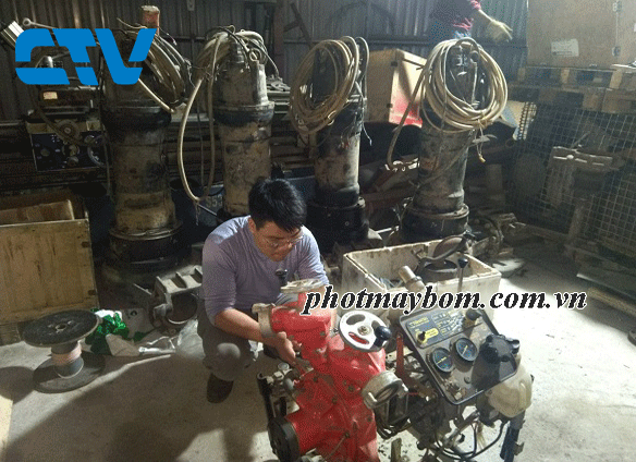 Sửa chữa bảo dưỡng máy bơm Tohatsu tại xưởng Cường Thịnh Vương